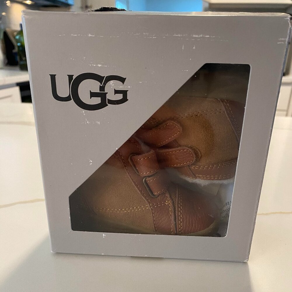 UGG Unisex-Baby Baby Rennon Ii Sneakers, Chestnut, 2-3 Infant